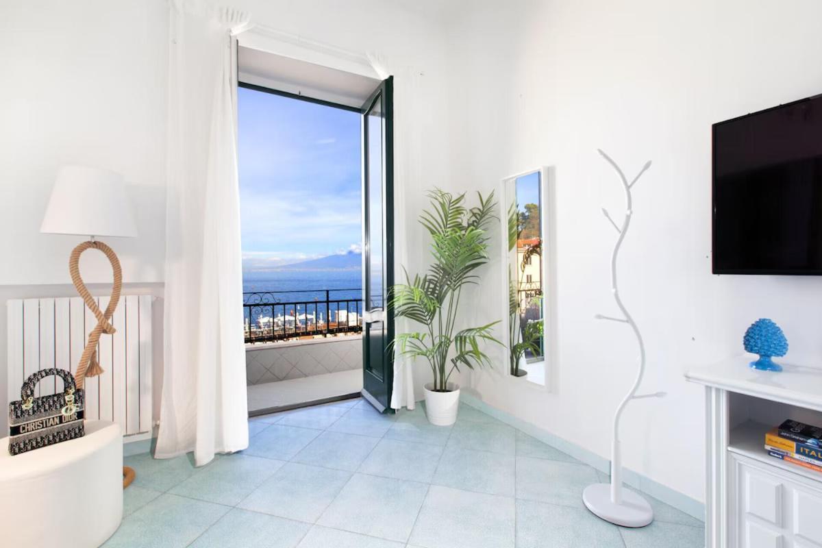 Sorrentovibes - Seaview Home On The Beach & Amazing Views Terrace Exterior photo